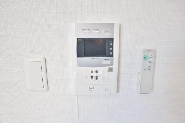 セキュリティ　※写真は同じマンションの違う部屋のものになります。