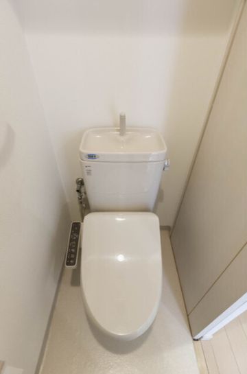 トイレ　別号室参考写真