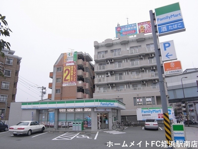 【福岡市早良区室見のマンションのコンビニ】