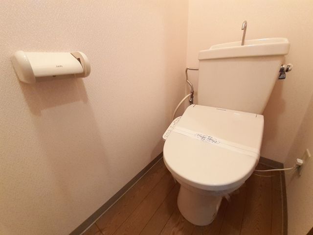 【長野市西三才のアパートのトイレ】