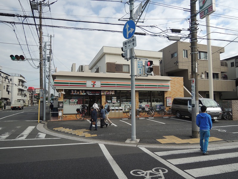 【横浜市鶴見区汐入町のマンションのコンビニ】