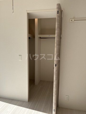 【甲府市屋形のアパートの収納】