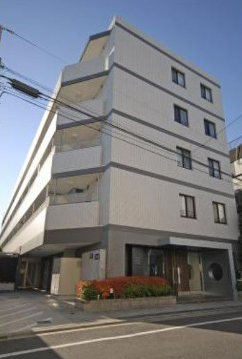 目黒区目黒本町のマンションの建物外観