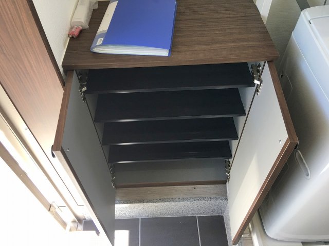 玄関　※写真はイメージです、現状優先になります
