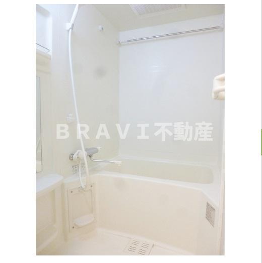 バス・シャワールーム　【クラウンハイム北心斎橋フラワーコート】きれいなお風呂です