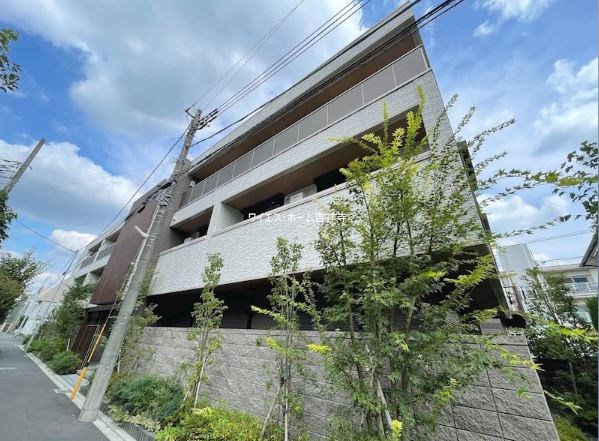 【武蔵野市中町のマンションの建物外観】