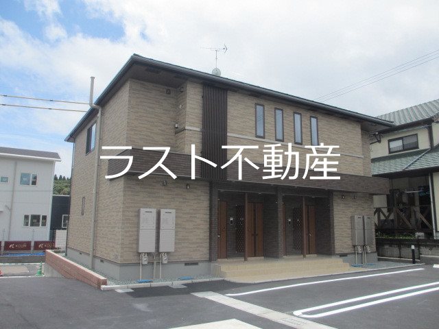 薩摩川内市宮崎町のアパートの建物外観