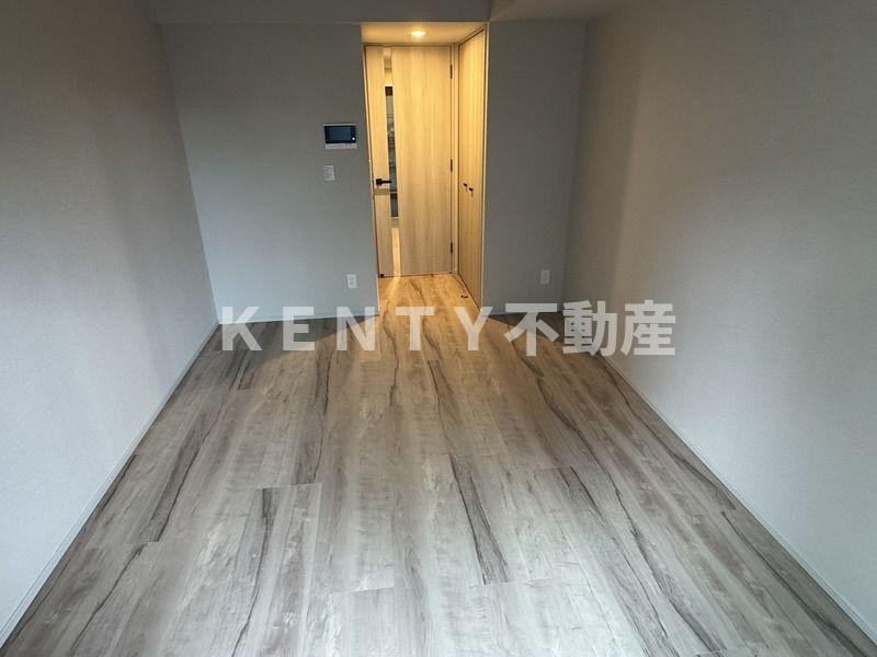 居室・リビング　こちらの居間で趣味の時間をお楽しみください