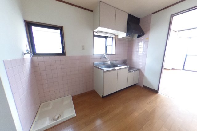 キッチン　2022年6月撮影※現況を優先します