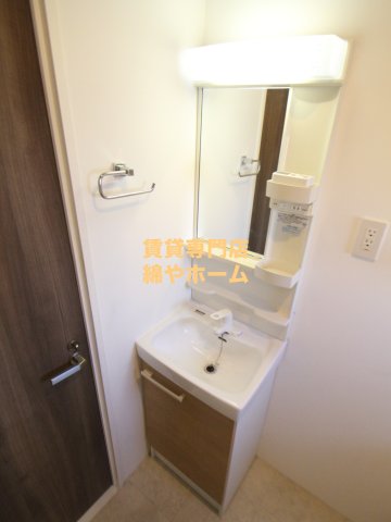 洗面設備　忙しい朝には欠かせない洗面所です