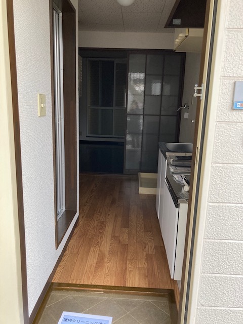 その他部屋・スペース　玄関からの様子