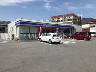 コンビニ　ローソン 上田中央一丁目店（コンビニ）まで283m