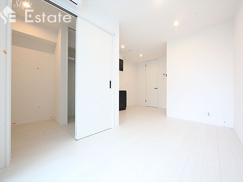 居室・リビング　内装