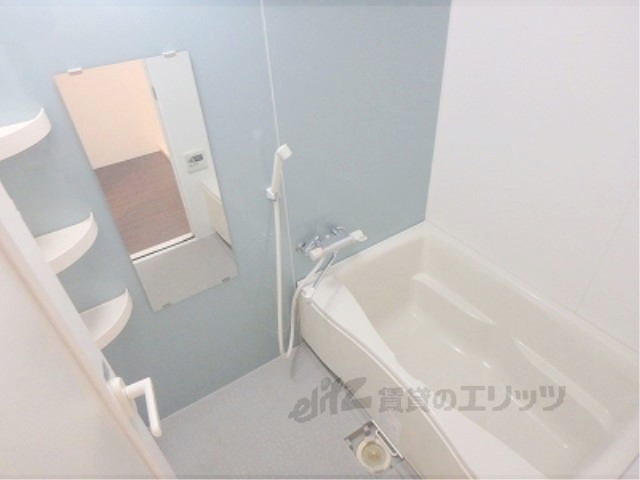 バス・シャワールーム　６帖和室