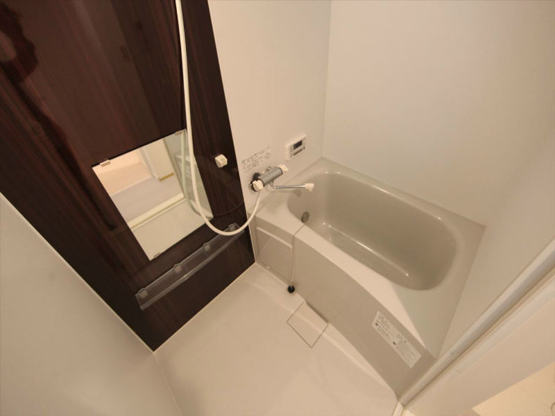 バス・シャワールーム　追い焚き　浴室暖房乾燥機　24時間換気　オートバスバスルーム