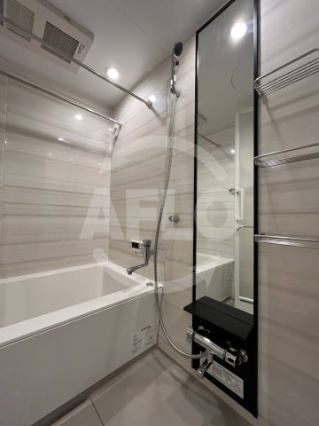 バス・シャワールーム　エスライズ北堀江スワン　バスルーム