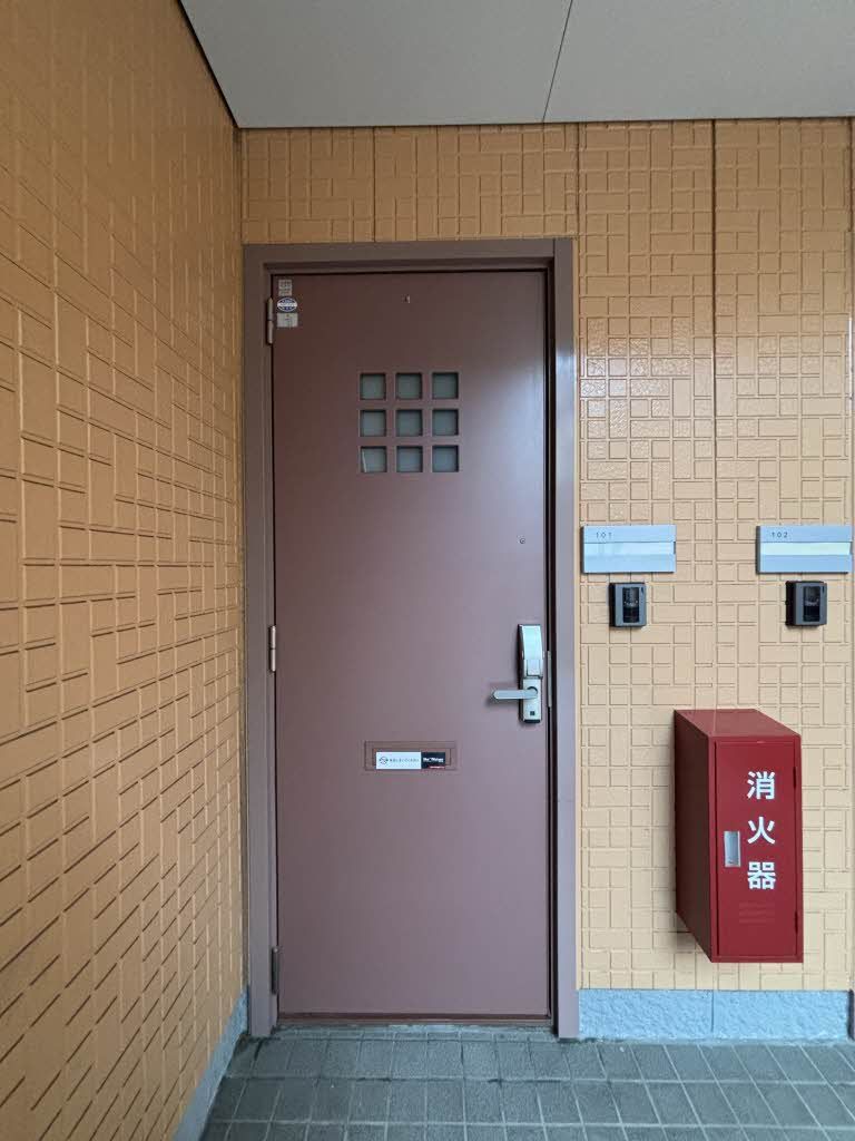 その他共有部分　玄関前