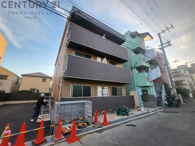 建物外観　安心のオートロック付き♪