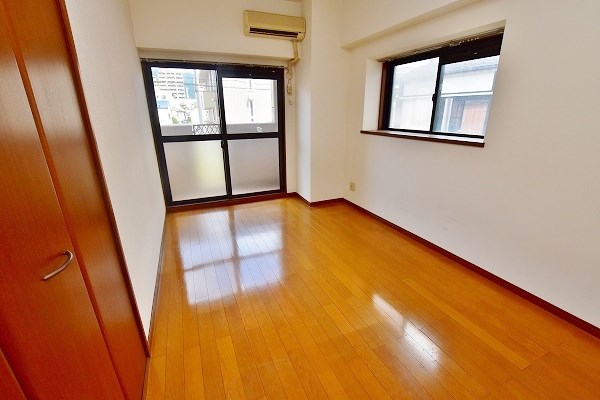 居室・リビング　★洋室7.2帖★