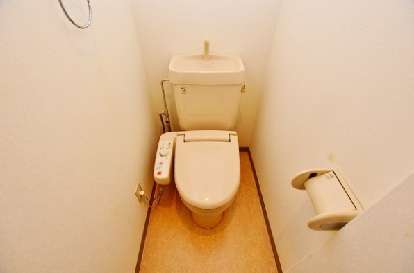 トイレ　★温水洗浄便座トイレ★