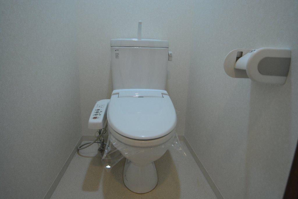 トイレ　シャワー付トイレ