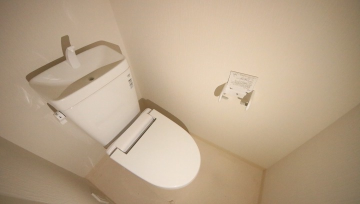 トイレ　※別号室写真使用