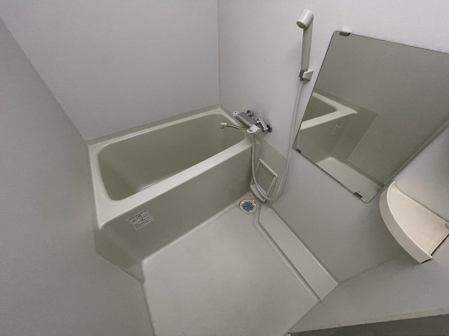 バス・シャワールーム　お風呂です