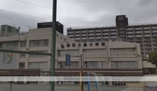 小学校　第四大島小学校（小学校）まで368m