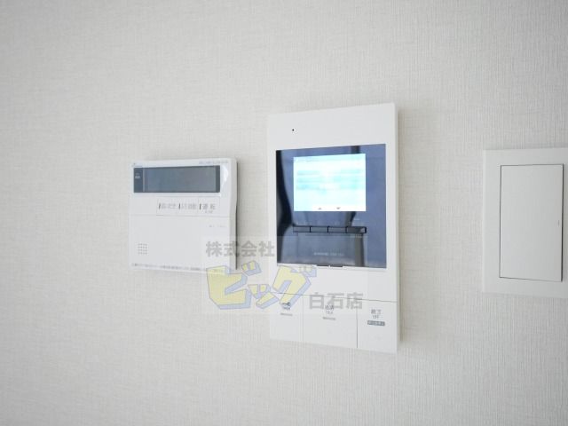 セキュリティ　防犯面で安心のＴＶモニターホン設備が付いています♪