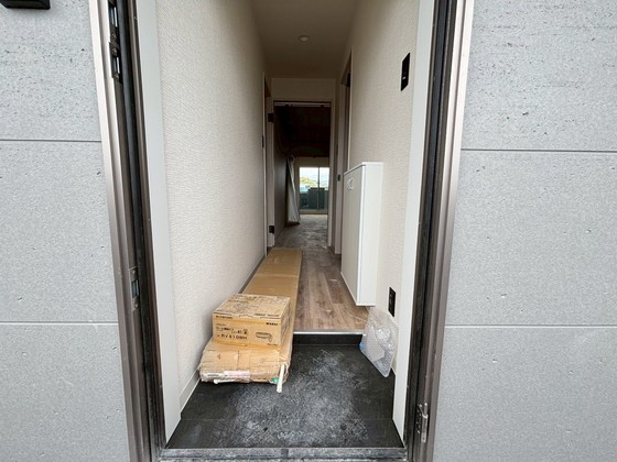 玄関　※別部屋の写真です