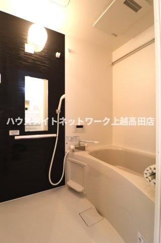 バス・シャワールーム　浴室
