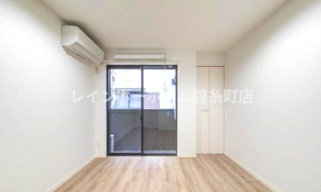 居室・リビング　※建築中のため参考写真となります。