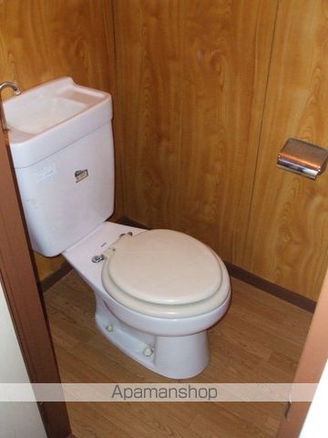 南海高野線 三国ケ丘駅 徒歩6分 2階建 築52年のトイレ写真