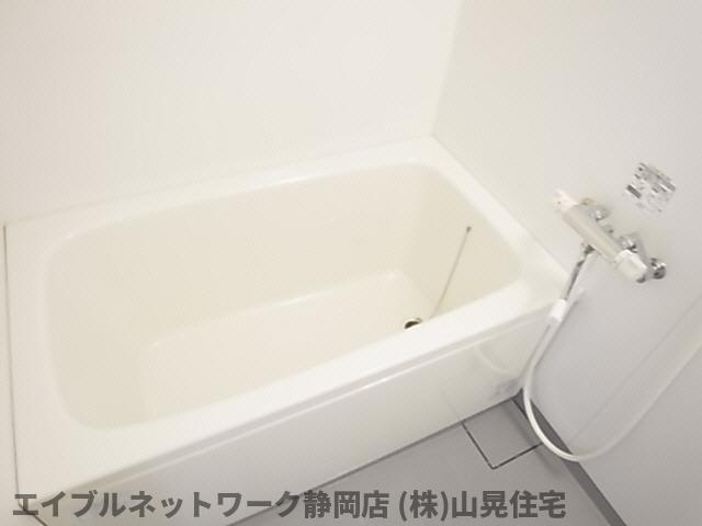 バス・シャワールーム　日々の疲れを癒すお風呂付です