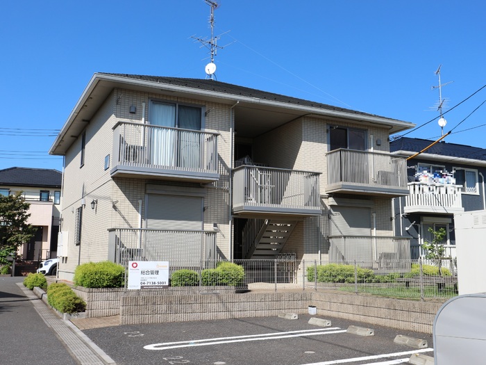 建物外観　建物外観を気になさる方へ、見た目の良い物件です