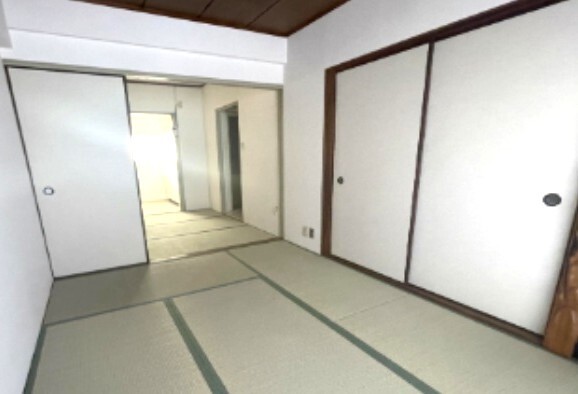 藤田マンションの居間写真