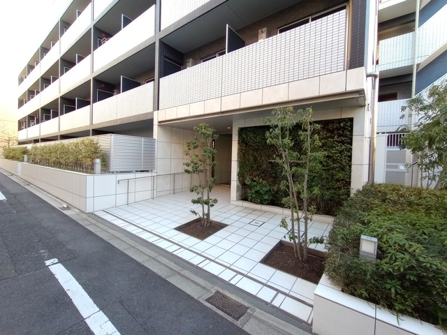 エントランス　エントランス部分