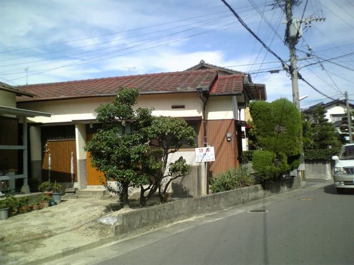 川波貸家の建物外観