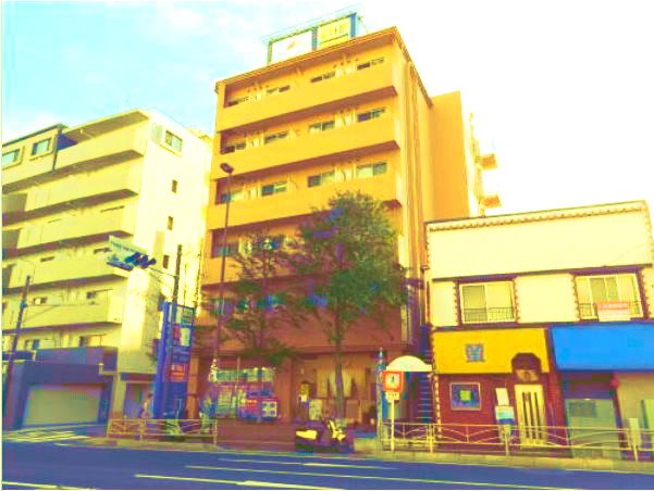 横浜市磯子区杉田のマンションの建物外観