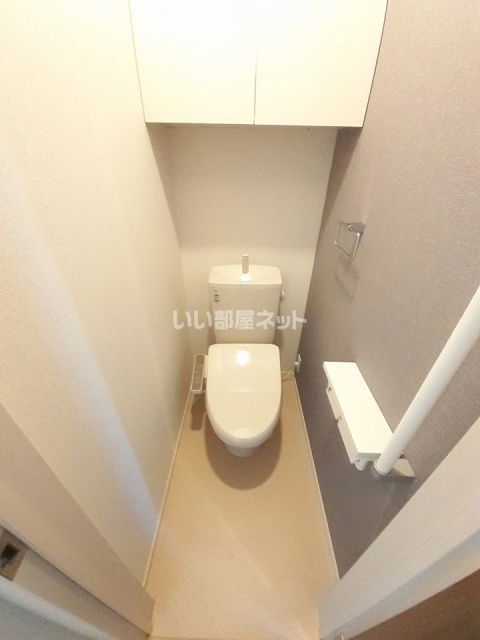 【西条市船屋甲のアパートのトイレ】