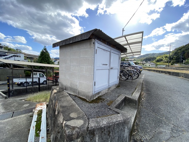 【広島市安佐南区大塚西のマンションのその他】