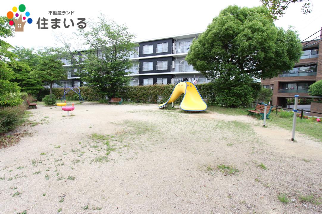 【名古屋市緑区鳴海町のマンションのスーパー】