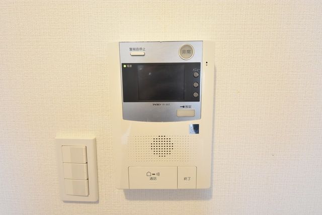 【港区六本木のマンションのセキュリティ】