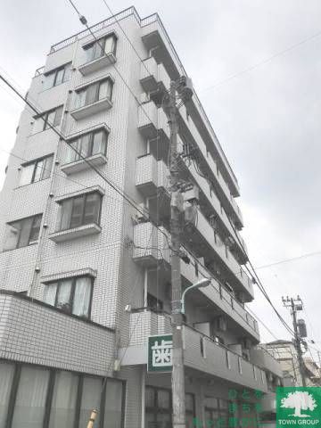 目黒区目黒本町のマンションの建物外観