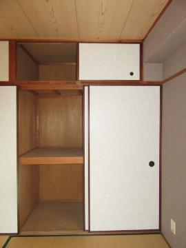 コーポかみすな　収納　押入