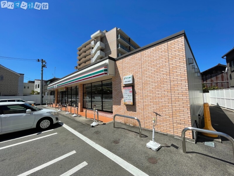 【新潟市中央区川端町のマンションのコンビニ】