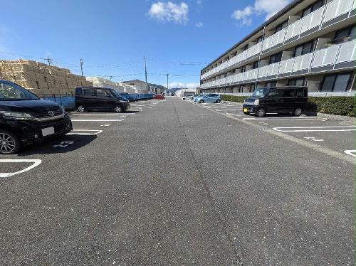 その他　冷蔵庫と電子レンジ。