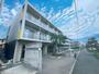 東海大学前駅より徒歩18分 築8年9ヶ月 3階建の賃貸物件