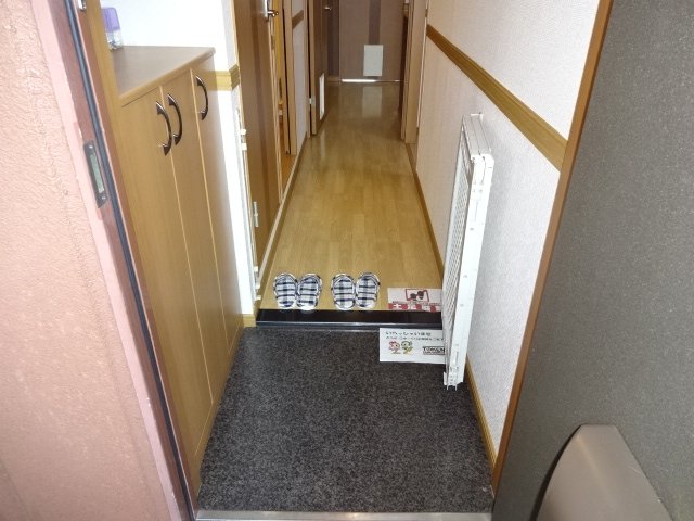 玄関　玄関（イメージ）