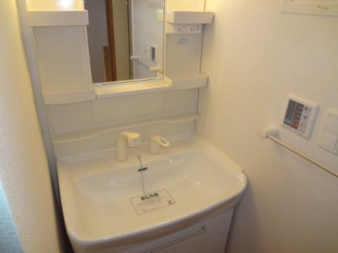 洗面設備　洗髪洗面化粧台